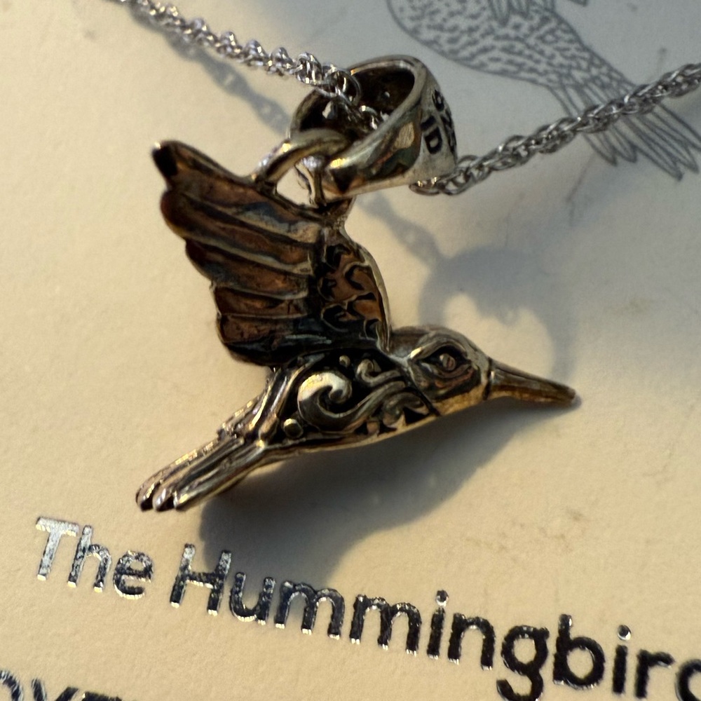 Hummingbird necklace - Picture 3 of 5